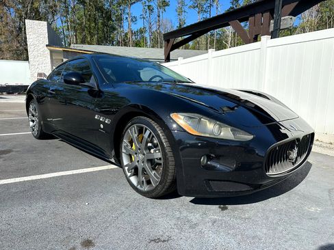 Used 2011 Maserati GranTurismo S image 18