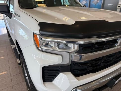 Used 2022 Chevrolet Silverado 1500 LT image 9