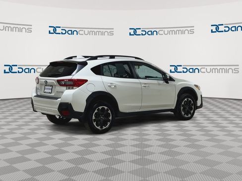 Used 2022 Subaru Crosstrek 2.0i Premium w/ Moonroof Package AWD/4WD image 8