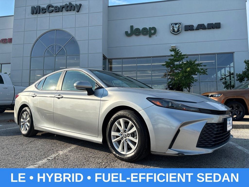 Used 2025 Toyota Camry LE FWD image 1