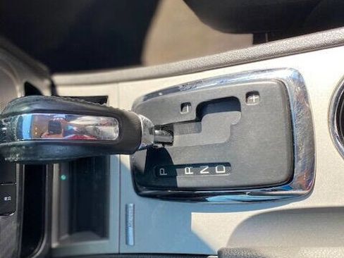 Used 2010 Ford Fusion SEL image 13