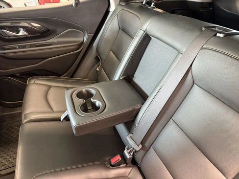 Used 2022 GMC Terrain AT4 w/ Infotainment Package II AWD/4WD image 17