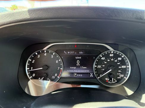 Used 2022 Nissan Frontier SV AWD/4WD image 13