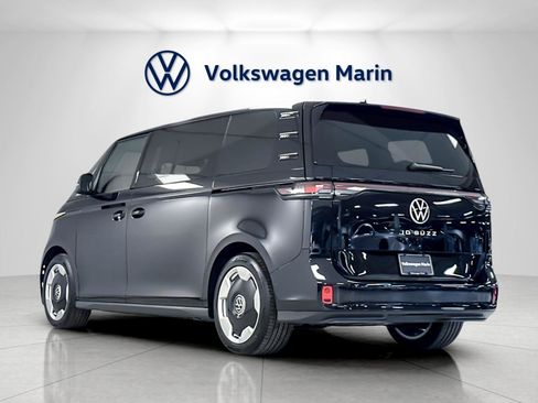 New 2025 Volkswagen ID. Buzz Pro S image 3