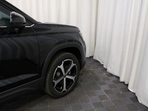 New 2025 Volkswagen Taos SEL AWD/4WD image 27