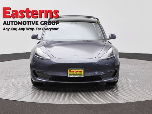 Used 2023 Tesla Model 3 Standard Range RWD image 2