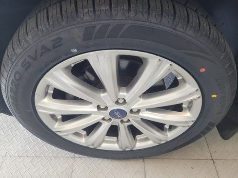 Used 2018 Ford Escape Titanium w/ Ford Safe & Smart Package AWD/4WD image 31