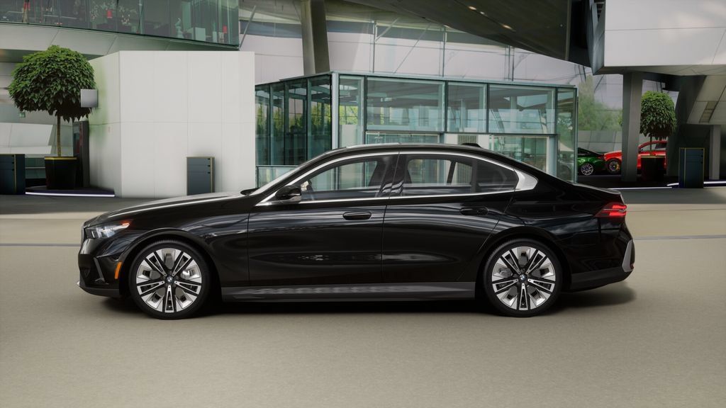 Used 2026 BMW i5 eDrive40 w/ Premium Package RWD image 28