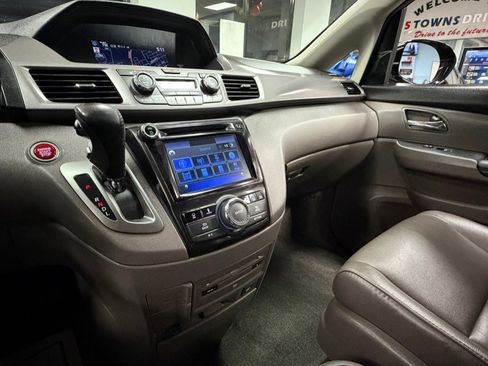 Used 2016 Honda Odyssey Touring Elite image 78