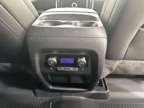 New 2026 GMC Acadia AT4 w/ Luxury Package AWD/4WD image 22