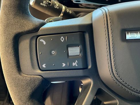 New 2024 Land Rover Defender 90 V8 image 17