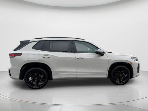 New 2026 Volkswagen Tiguan SE R-Line FWD image 6