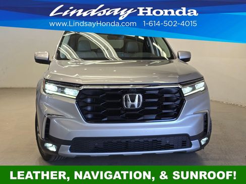 Used 2023 Honda Pilot Elite image 2