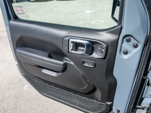 Used 2025 Jeep Wrangler Unlimited Sport S 4xe AWD/4WD image 24