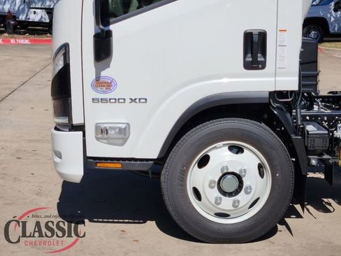 New 2025 Chevrolet Low Cab Forward 5500 XD RWD image 16