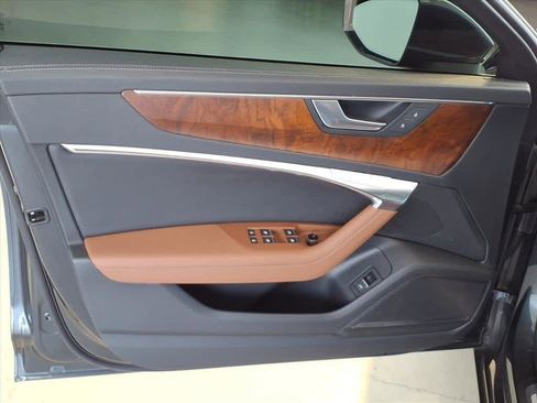 Used 2023 Audi A6 Premium Plus w/ Premium Plus Package image 10