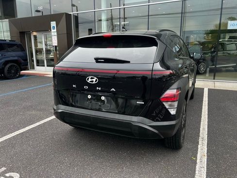 Used 2024 Hyundai Kona SEL AWD/4WD image 6