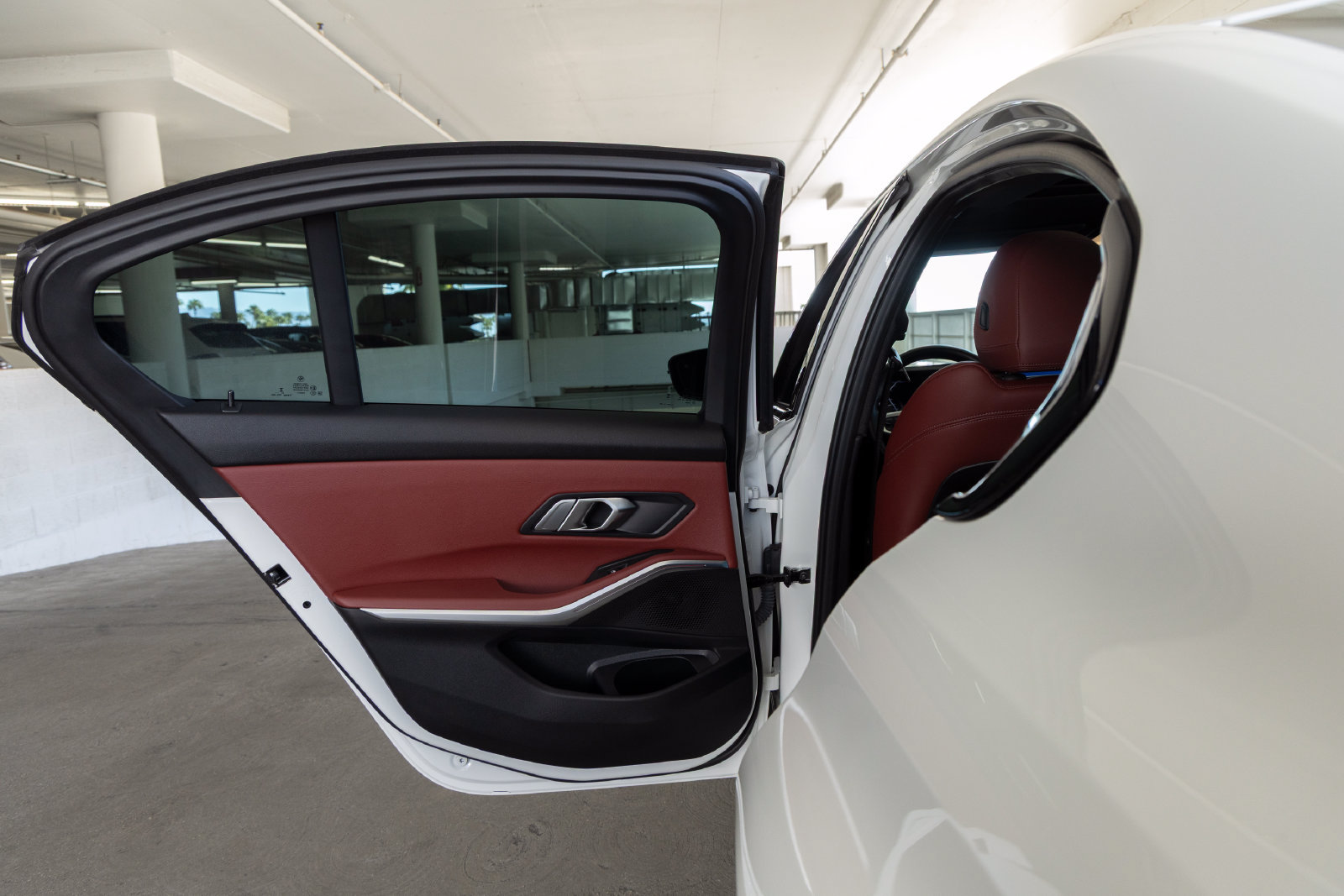 Certified 2024 BMW 330i Sedan w/ M Sport Package RWD image 19