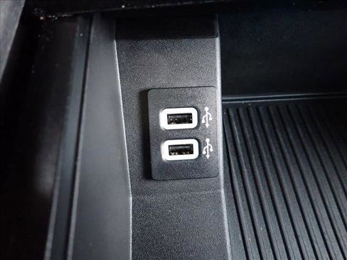 Used 2017 Ford F150 Raptor w/ Equipment Group 801A Mid image 19