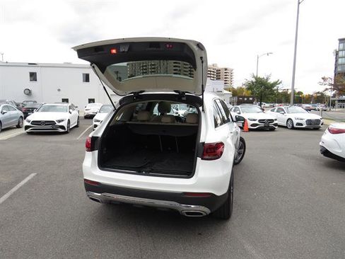 Used 2021 Mercedes-Benz GLC 300 4MATIC image 30