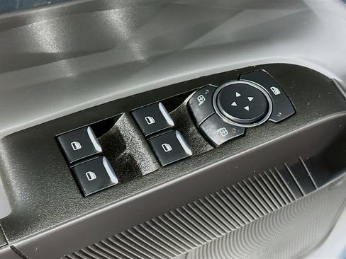 Used 2025 Ford Maverick XL image 15