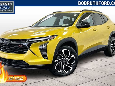 Used 2024 Chevrolet Trax RS w/ Driver Confidence Package image 1