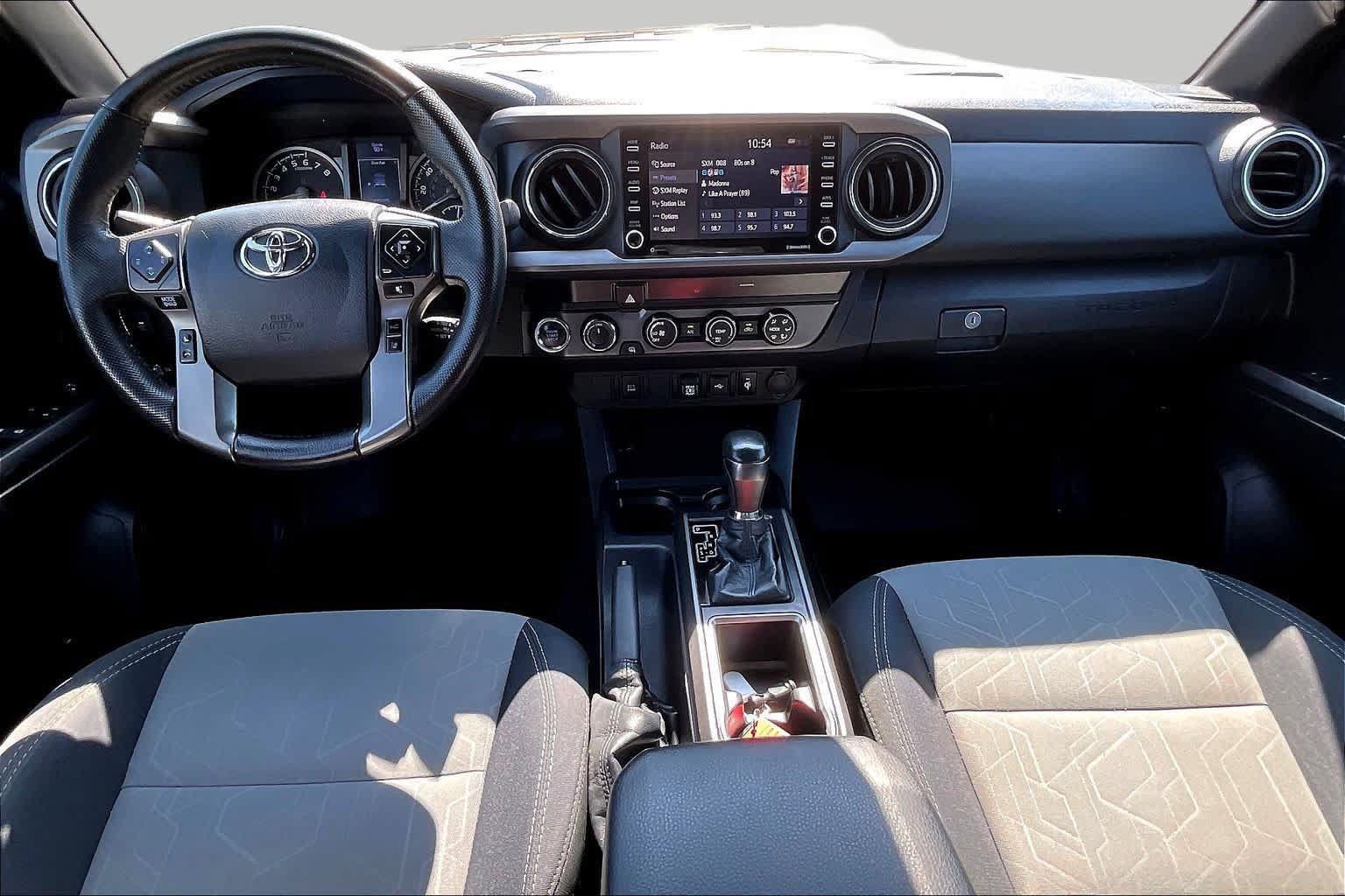 Used 2020 Toyota Tacoma TRD Sport AWD/4WD image 15