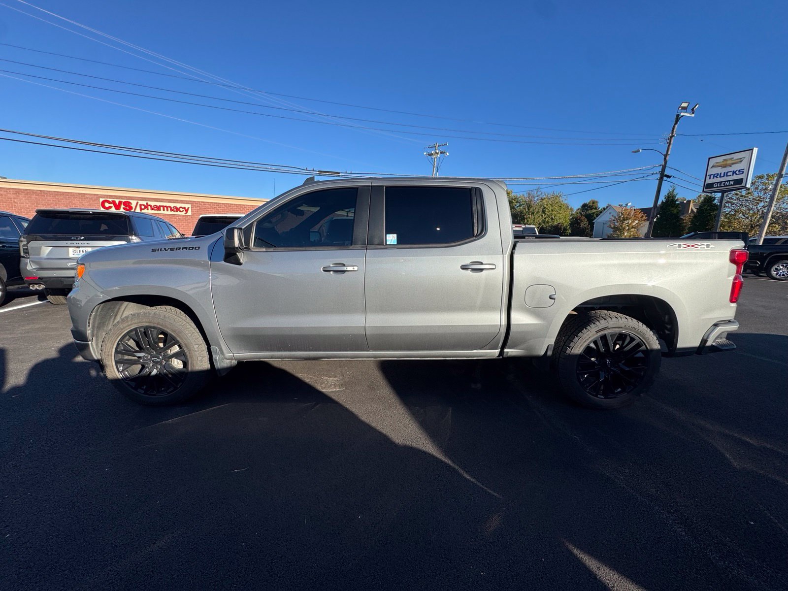 Used 2023 Chevrolet Silverado 1500 RST w/ Convenience Package II AWD/4WD image 3