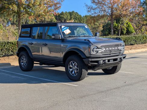 Certified 2022 Ford Bronco Badlands image 2