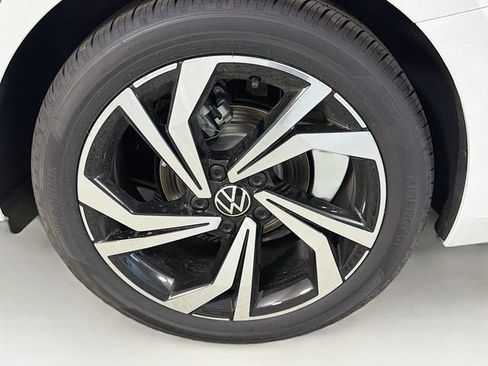 New 2026 Volkswagen Jetta SEL FWD image 33