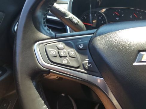 Used 2022 Chevrolet Equinox Premier AWD/4WD image 22