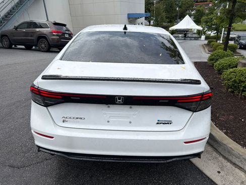 Used 2025 Honda Accord Sport image 10