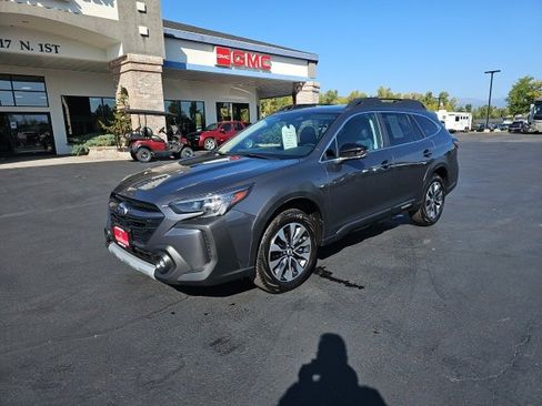 Used 2024 Subaru Outback Limited image 2