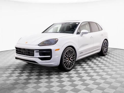 New 2026 Porsche Cayenne GTS AWD/4WD image 1