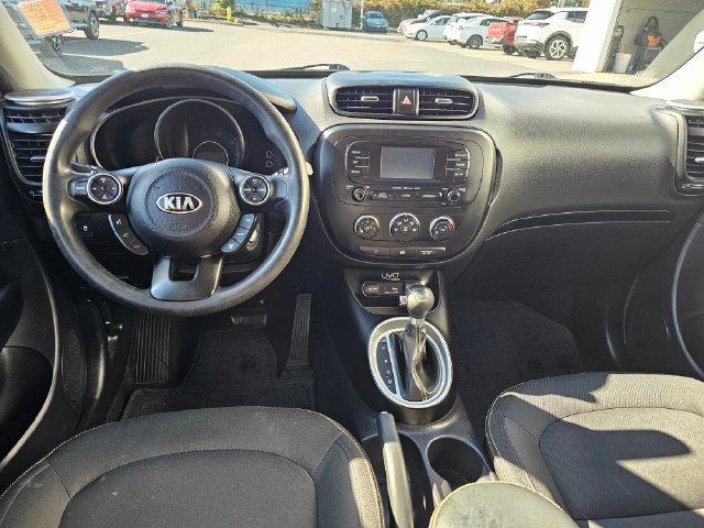 Used 2015 Kia Soul + FWD image 19