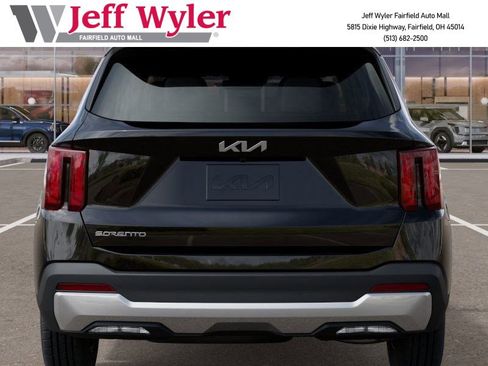 New 2026 Kia Sorento LX image 8