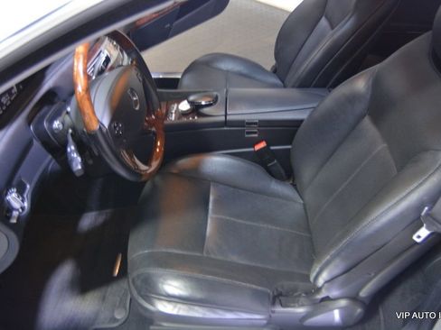 Used 2010 Mercedes-Benz CL 550 CL550 4MATIC image 27
