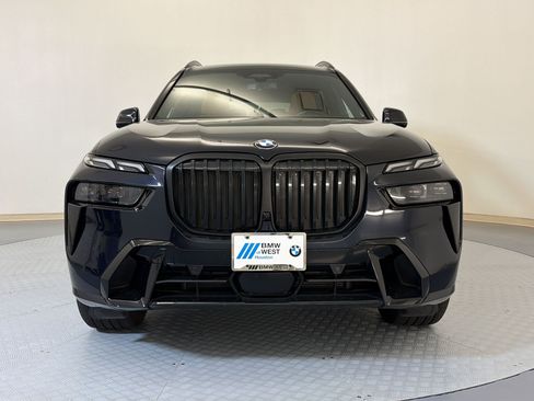 Used 2026 BMW X7 xDrive40i AWD/4WD image 6