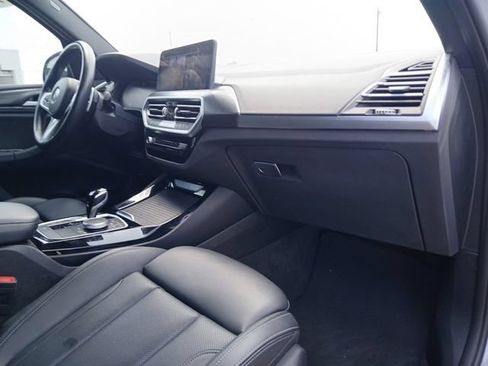Used 2022 BMW X3 sDrive30i w/ M Sport Package RWD image 19