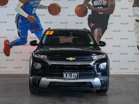 Used 2022 Chevrolet TrailBlazer LT w/ Convenience Package FWD image 19