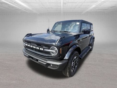 New 2026 Ford Bronco Outer Banks AWD/4WD image 9
