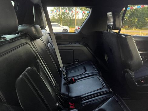 Used 2018 Ford Expedition Limited image 13