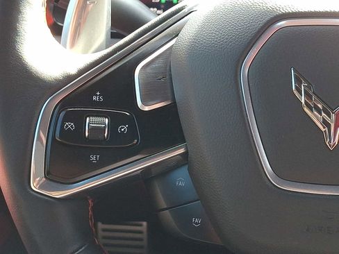 Used 2021 Chevrolet Corvette Stingray Preferred Cpe w/ Z51 Performance Package image 20