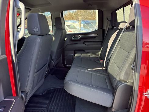 Used 2024 GMC Sierra 1500 SLE w/ Preferred Package image 27