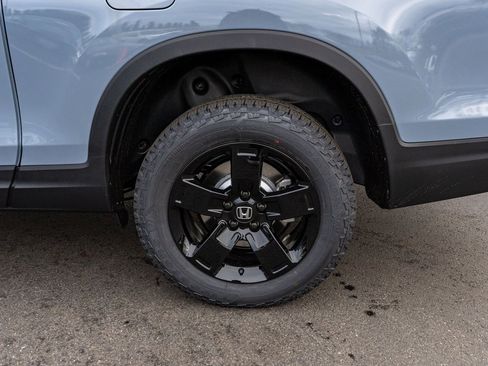 New 2026 Honda Ridgeline Black Edition image 10
