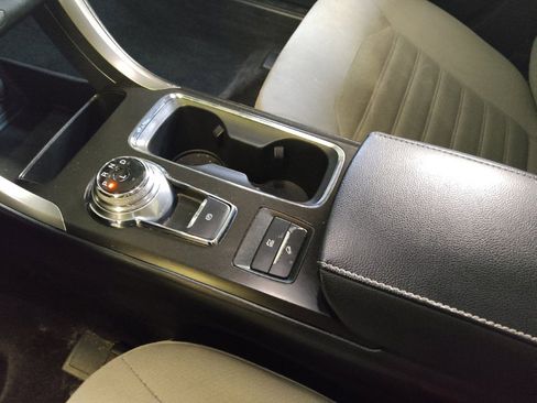 Used 2018 Ford Fusion S image 26