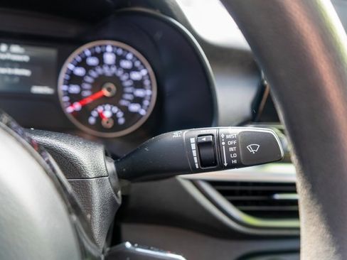 Used 2023 Kia Forte LXS w/ LXS Technology Package image 23