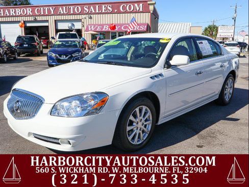 Used 2011 Buick Lucerne CXL image 1