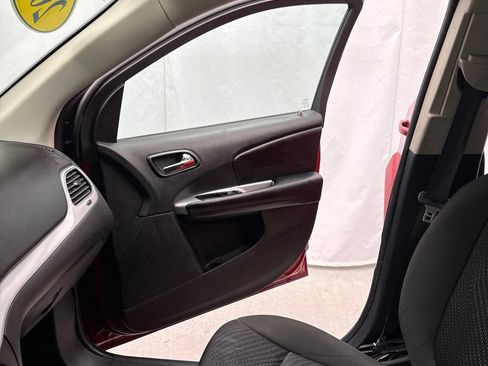 Used 2019 Dodge Journey SE FWD image 22