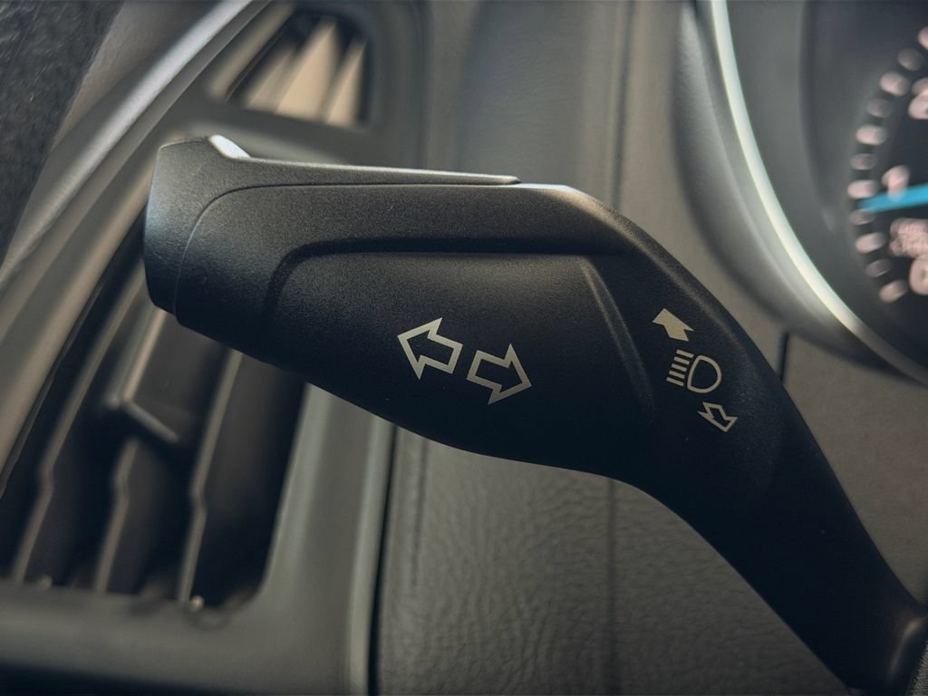 Used 2018 Ford Focus SE FWD image 31